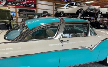 Ford-Fairlane-1955-Sedan-34