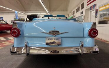 Ford-Fairlane-1956-13