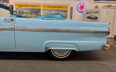 Ford-Fairlane-1956-19