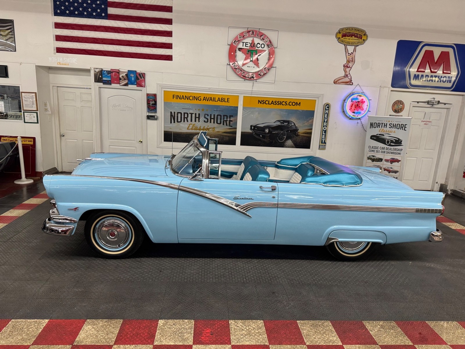 Ford-Fairlane-1956-31