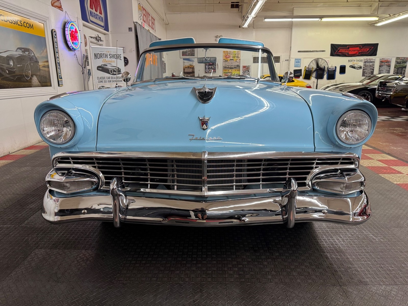 Ford-Fairlane-1956-6
