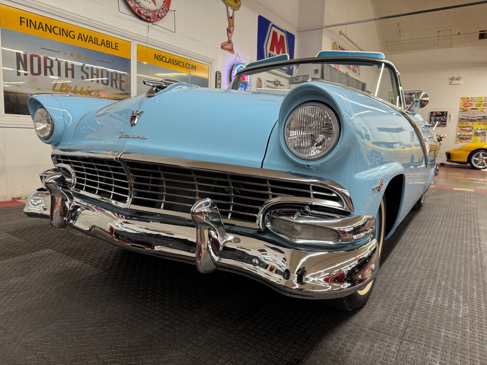Ford-Fairlane-1956-9