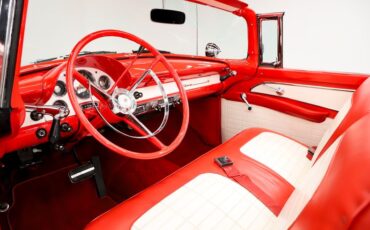 Ford-Fairlane-1956-Raven-Black-Red-1