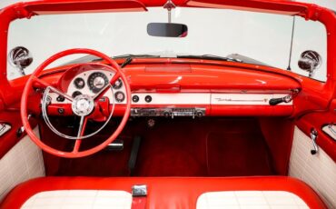Ford-Fairlane-1956-Raven-Black-Red-24