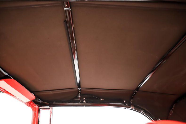 Ford-Fairlane-1956-Raven-Black-Red-36