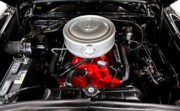 Ford-Fairlane-1956-Raven-Black-Red-4