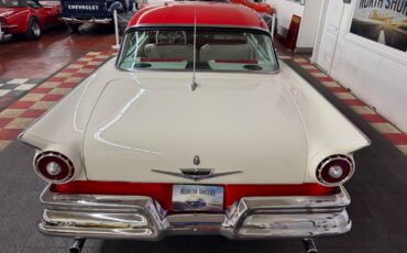 Ford-Fairlane-1957-13
