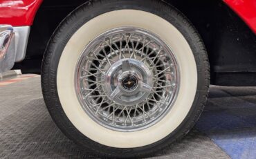Ford-Fairlane-1957-26