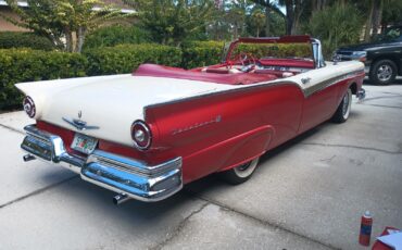 Ford-Fairlane-1957-Convertible-10