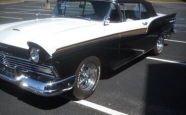 Ford-Fairlane-1957-Convertible-2