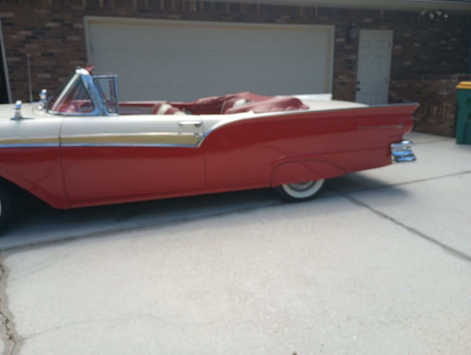 Ford-Fairlane-1957-Convertible-7