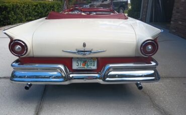 Ford-Fairlane-1957-Convertible-9