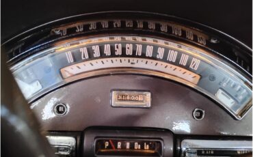 Ford-Fairlane-1957-CreamMocha-CreamMocha-1