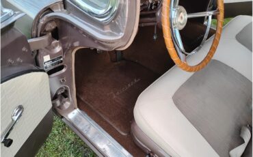 Ford-Fairlane-1957-CreamMocha-CreamMocha-11