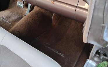 Ford-Fairlane-1957-CreamMocha-CreamMocha-18