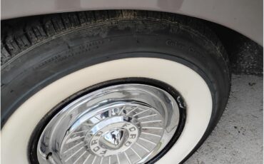 Ford-Fairlane-1957-CreamMocha-CreamMocha-40