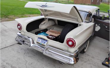 Ford-Fairlane-1957-CreamMocha-CreamMocha-41