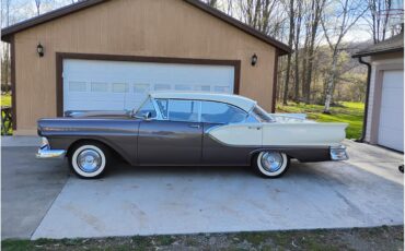 Ford-Fairlane-1957-CreamMocha-CreamMocha-7