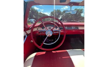 Ford-Fairlane-1957-Red-RedWhite-6