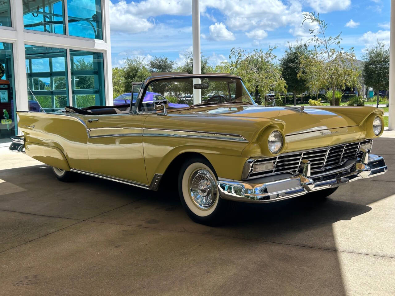 Ford-Fairlane-1957-Wagon-2