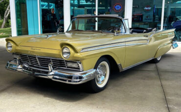 Ford-Fairlane-1957-Wagon-8