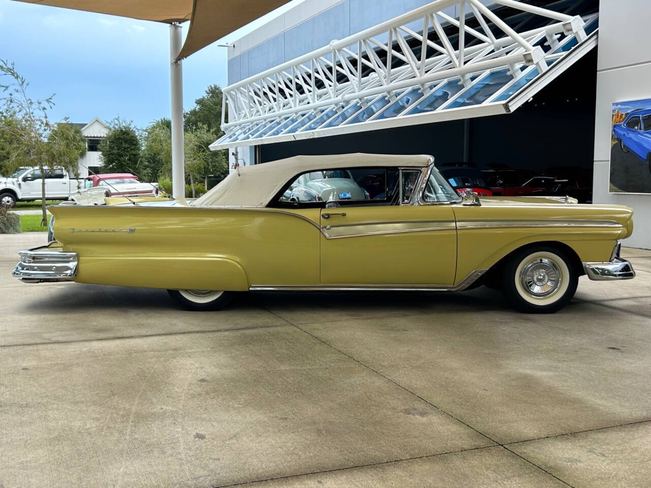 Ford-Fairlane-1957-Wagon-9