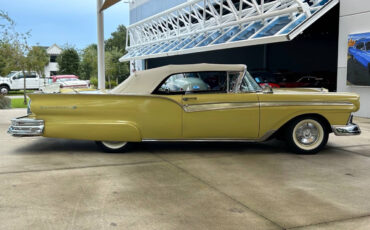 Ford-Fairlane-1957-Wagon-9