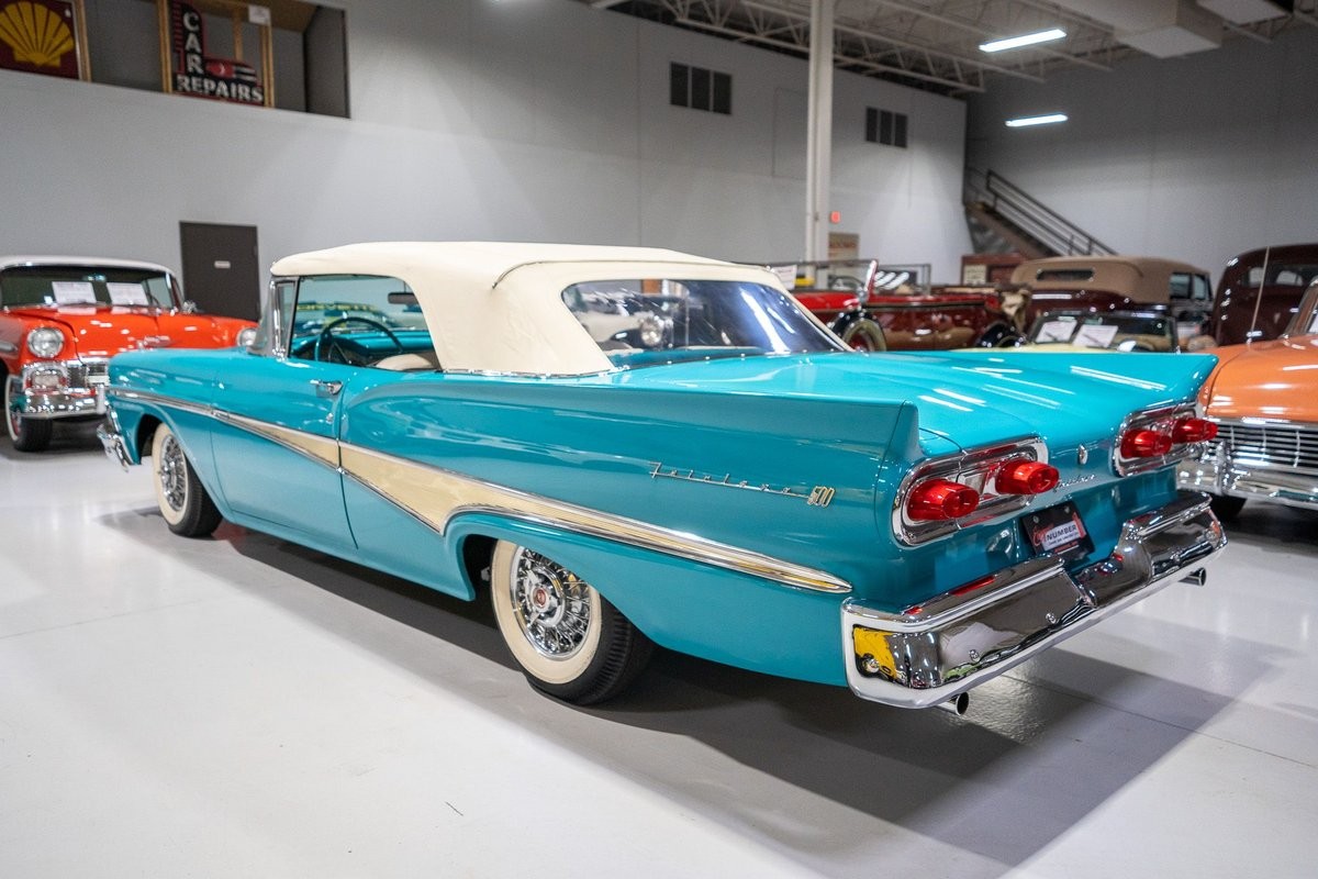 Ford-Fairlane-1958-Convertible-34