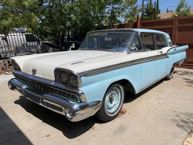 Ford-Fairlane-1959-BlueWhite-BlueWhite