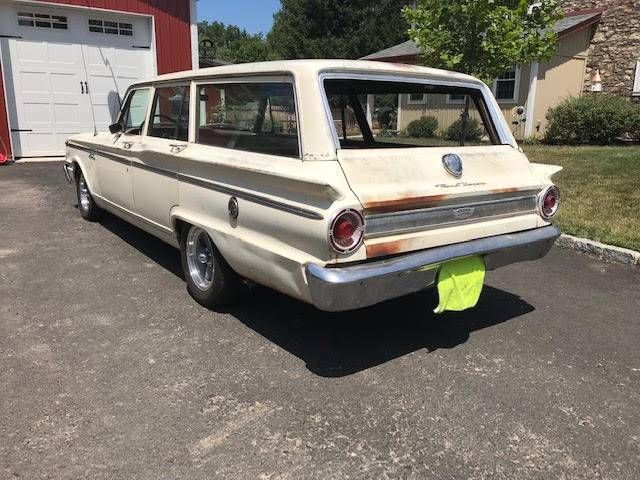 Ford-Fairlane-1963-White-9