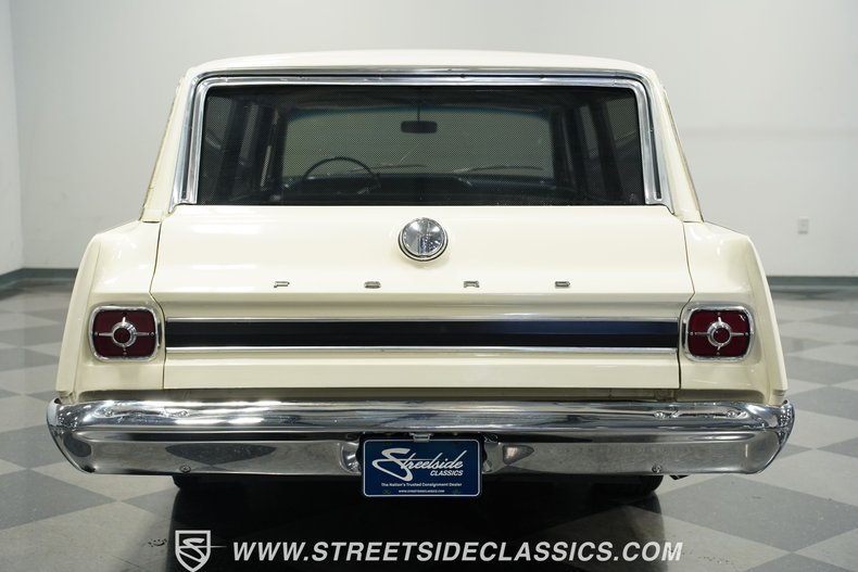 Ford-Fairlane-1965-WImbledon-White-Gray-23