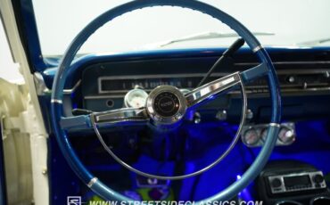 Ford-Fairlane-1965-WImbledon-White-Gray-37