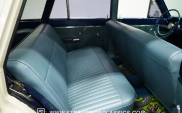 Ford-Fairlane-1965-WImbledon-White-Gray-45