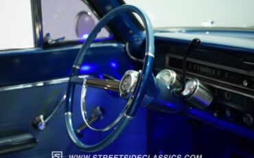 Ford-Fairlane-1965-WImbledon-White-Gray-49