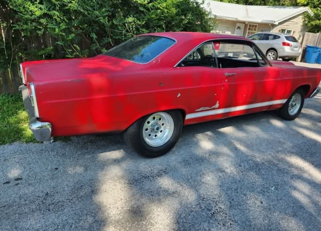 Ford-Fairlane-1966-2