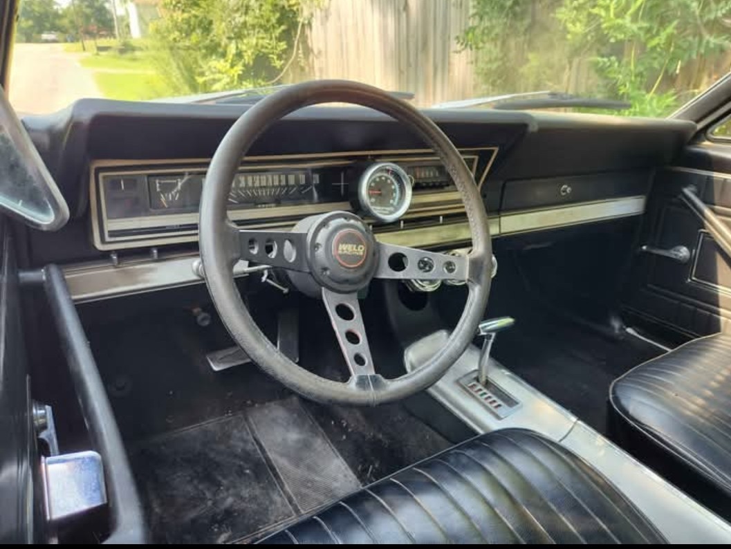 Ford-Fairlane-1966-7