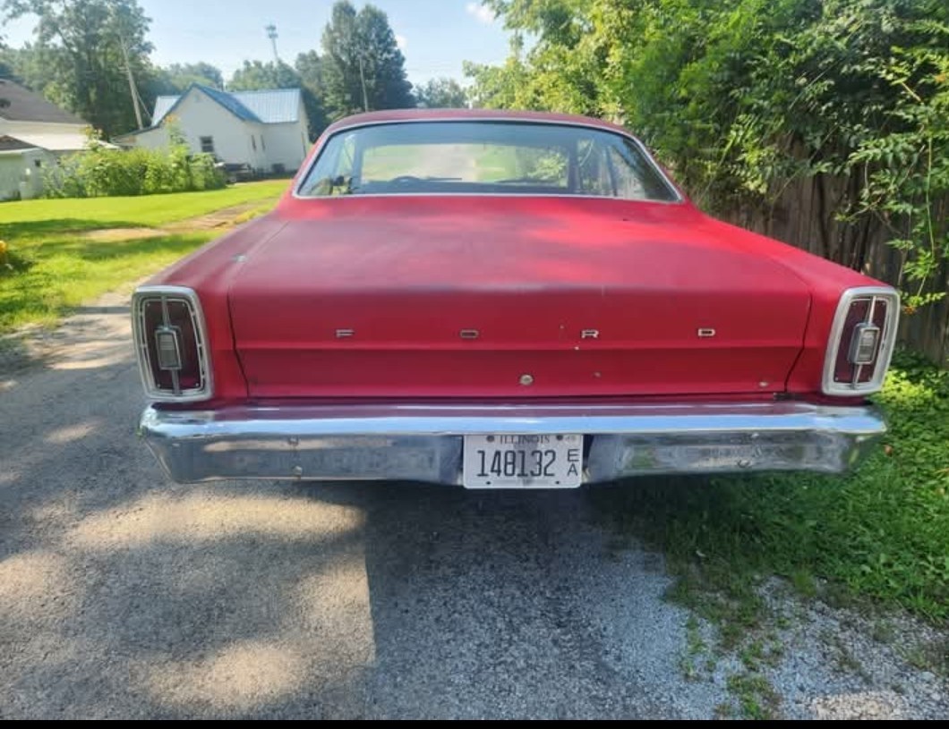 Ford-Fairlane-1966-8
