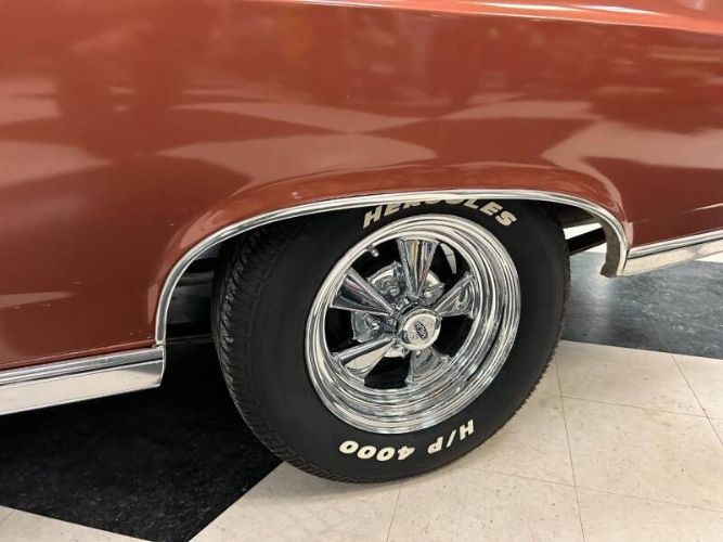 Ford-Fairlane-1966-Orange-Beige-20