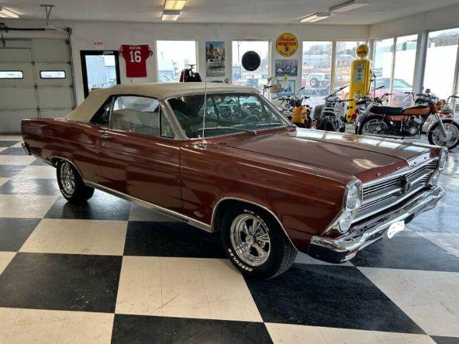 Ford-Fairlane-1966-Orange-Beige-4