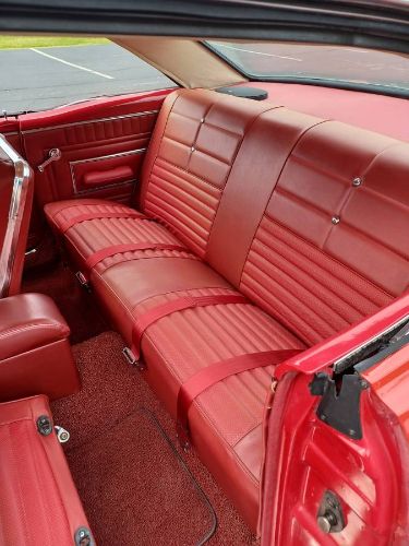 Ford-Fairlane-1966-Red-1