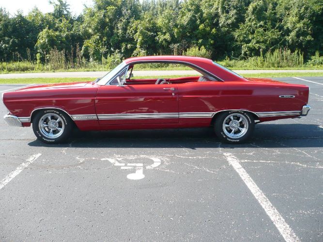 Ford-Fairlane-1966-Red-10