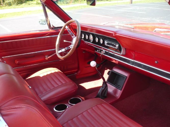Ford-Fairlane-1966-Red-2