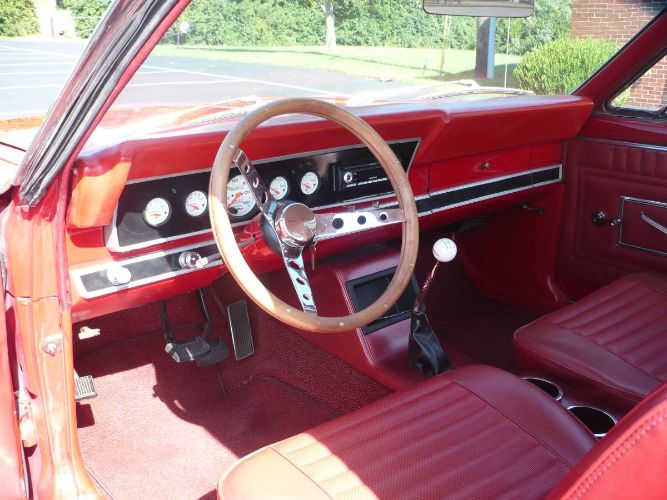 Ford-Fairlane-1966-Red-3