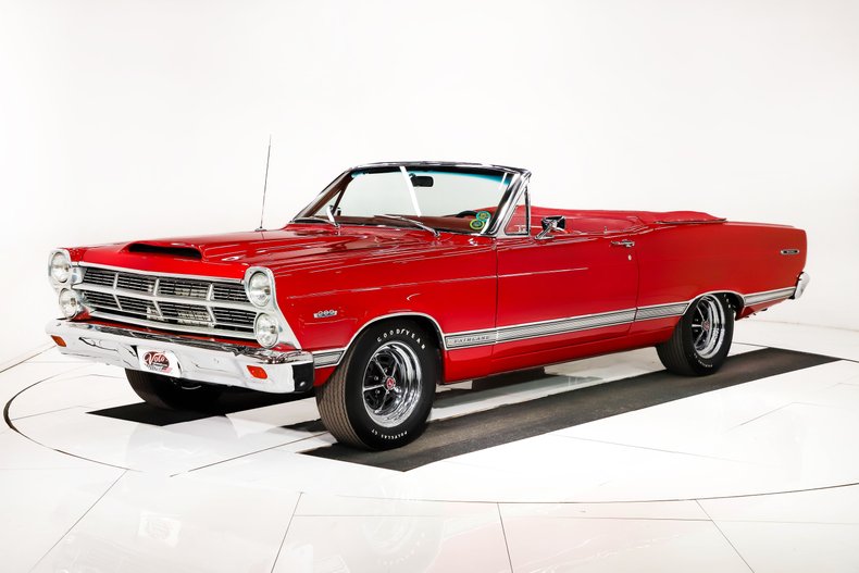 Ford-Fairlane-1967-Candy-Apple-Red-Red-20