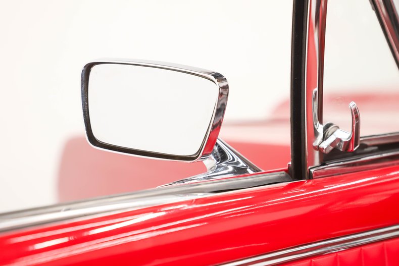 Ford-Fairlane-1967-Candy-Apple-Red-Red-3