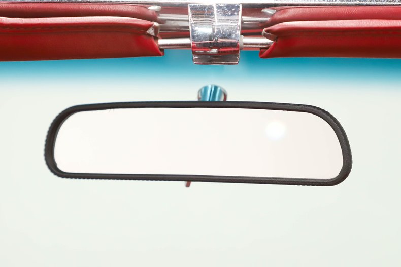 Ford-Fairlane-1967-Candy-Apple-Red-Red-30