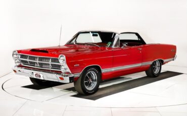 Ford-Fairlane-1967-Candy-Apple-Red-Red-31