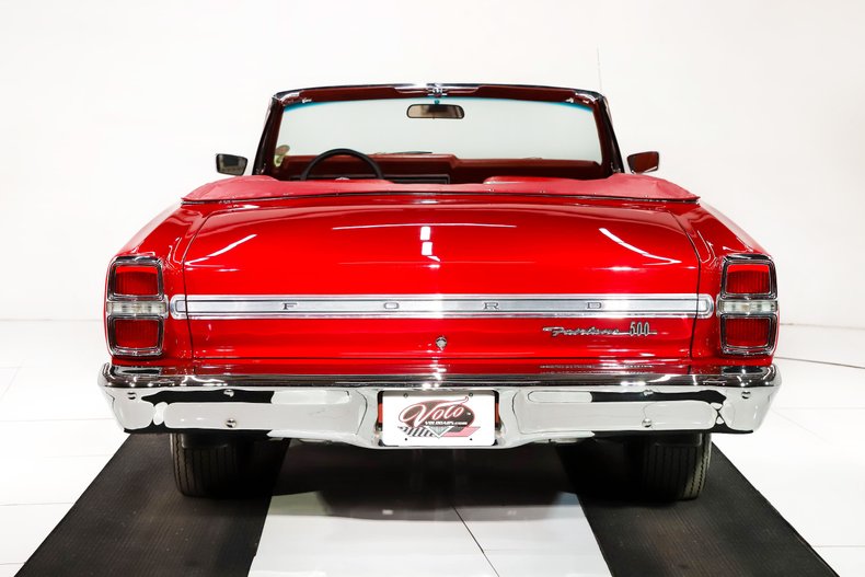 Ford-Fairlane-1967-Candy-Apple-Red-Red-47