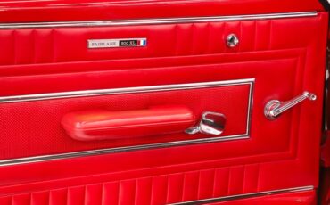 Ford-Fairlane-1967-Candy-Apple-Red-Red-49