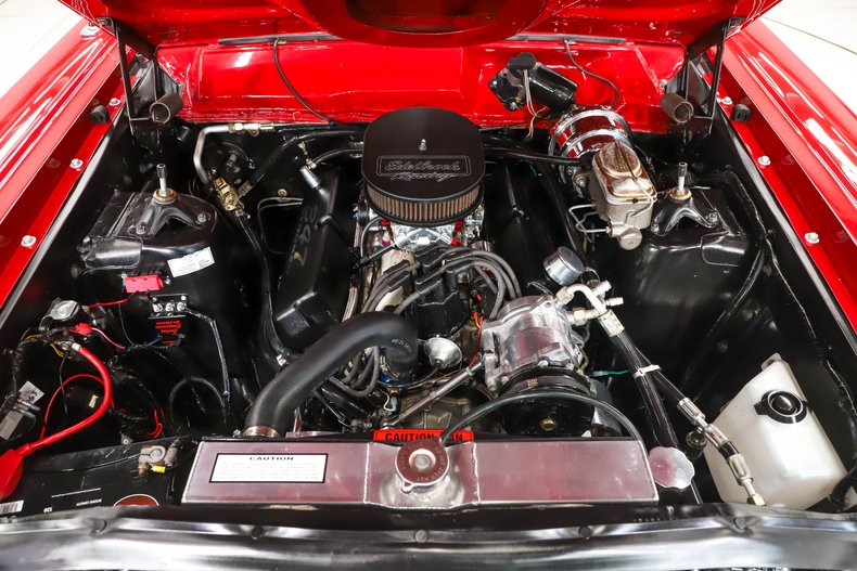 Ford-Fairlane-1967-Candy-Apple-Red-Red-5